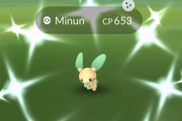 Shiny vild Minun